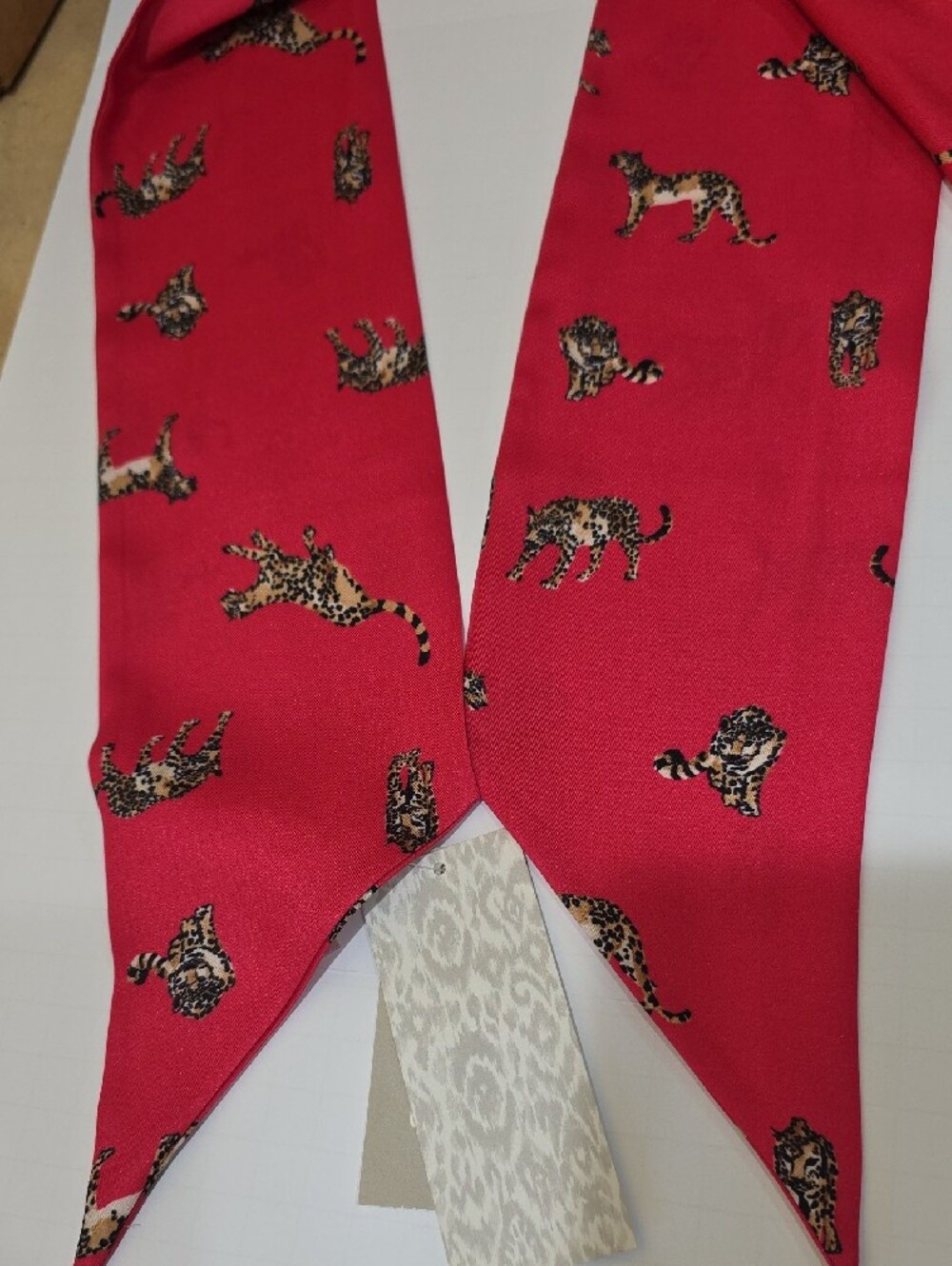 Scarves & Wraps - Picture 4 of 6